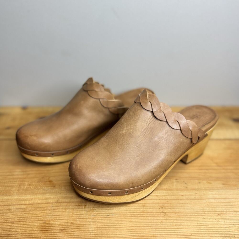 frye clogs mules